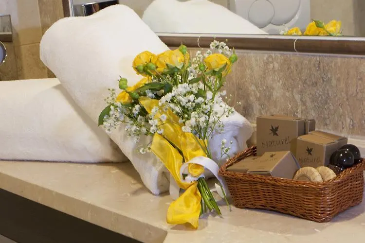 Elysium Hotel Raya Mediglia