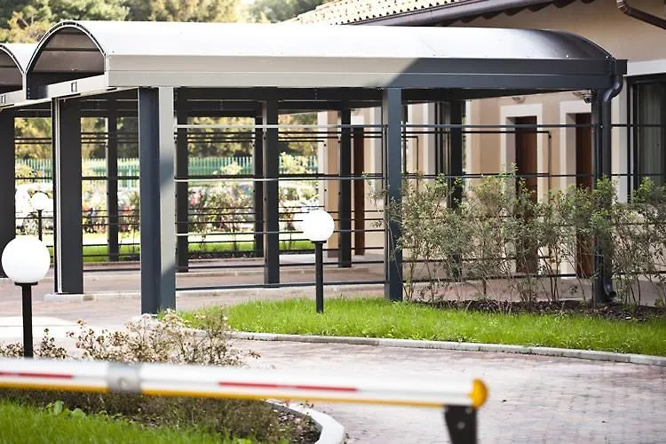 Elysium Hotel Raya Mediglia Italien