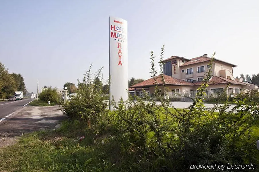 Elysium Hotel Raya Mediglia