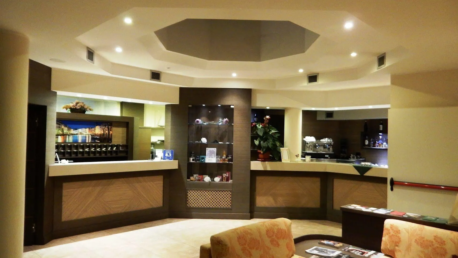 Elysium Hotel Raya Mediglia 4*,  Italien