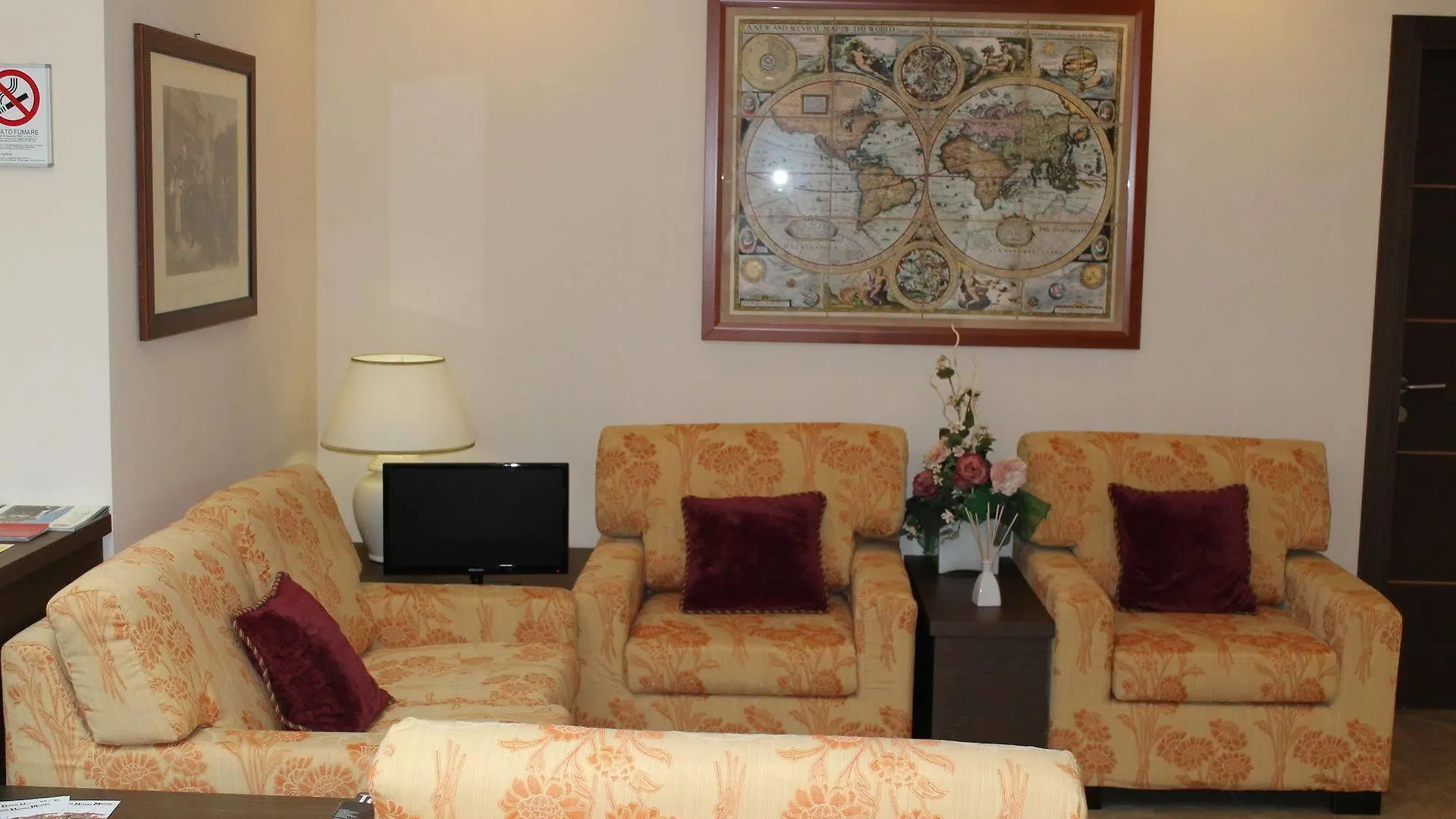 Elysium Hotel Raya Mediglia