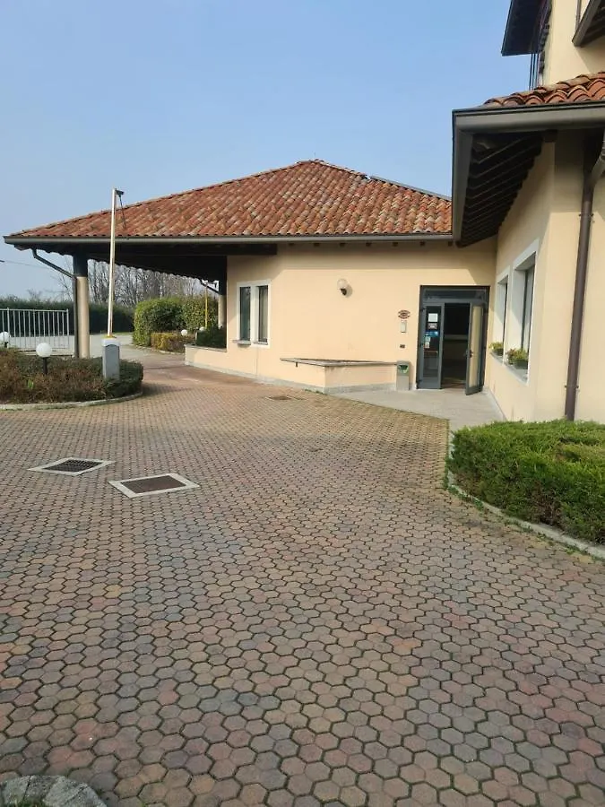 Elysium Hotel Raya Mediglia