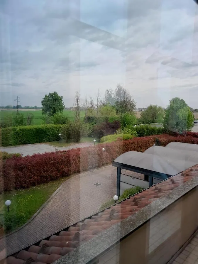 Elysium Hotel Raya Mediglia